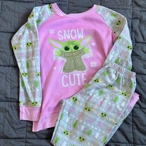Baby yoda fleece youth pajamas size 10/12